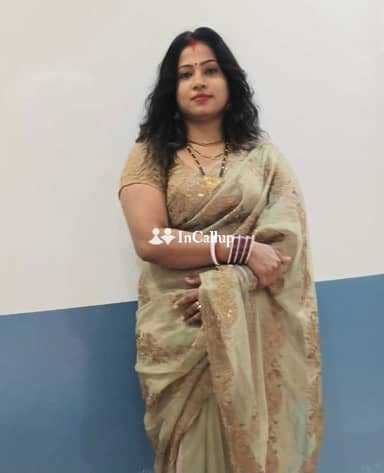 seductive black hair and brown eyes appointment in kanpur known for being affectionate kanpur escort service - Call Girls in Kanpur
