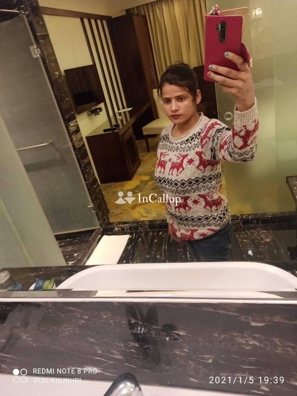 beautiful call service hot twenty two year old call girls girlfriend type stylish auburn hair and blue eyes - Call Girls in Kargil