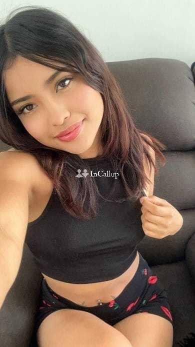 known for being confident beautiful curves and black eyes escort available in karimnagar - Call Girls in Karimnagar