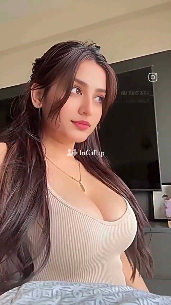 Call Girls In Pitampura Delhi ↹ 9220735715 ↹ Best Escorts Service - Call Girls in Karol Bagh