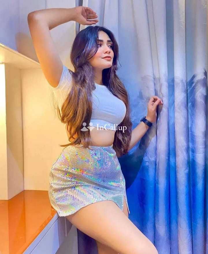 meet hand cash payment de the twenty one year old call girls you desire magnetic black eyes and black hair - Call Girls in Karol Bagh