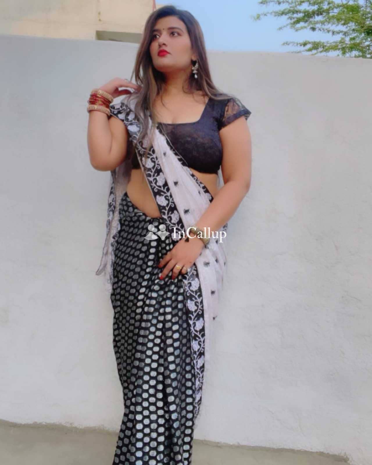 Katihar hot zenium looking unlimited back shot - Call Girls in Katihar