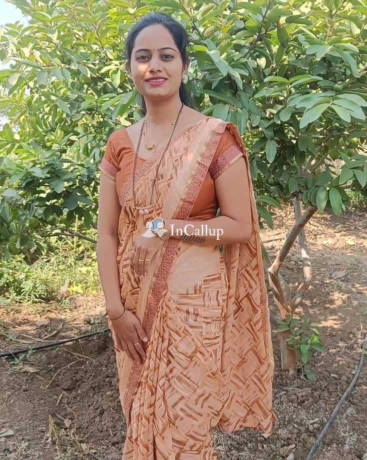 seductive hot red eyes and blue hair elegant kushi a twenty one year old call girls beauty - Call Girls in Khammam