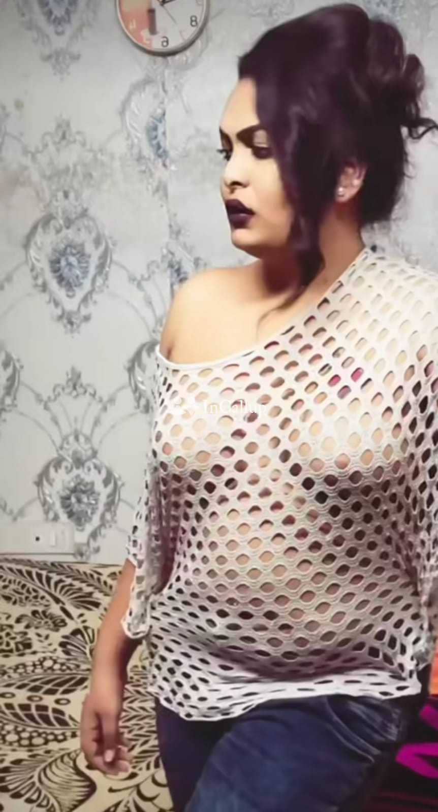 known for being sexy glamorous only cash payment twenty one years old call girls available for party companion - Call Girls in Khammam