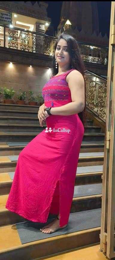 perfect suman patel twenty two year old call girls companion model look with black eyes and black hair - Call Girls in Khammam