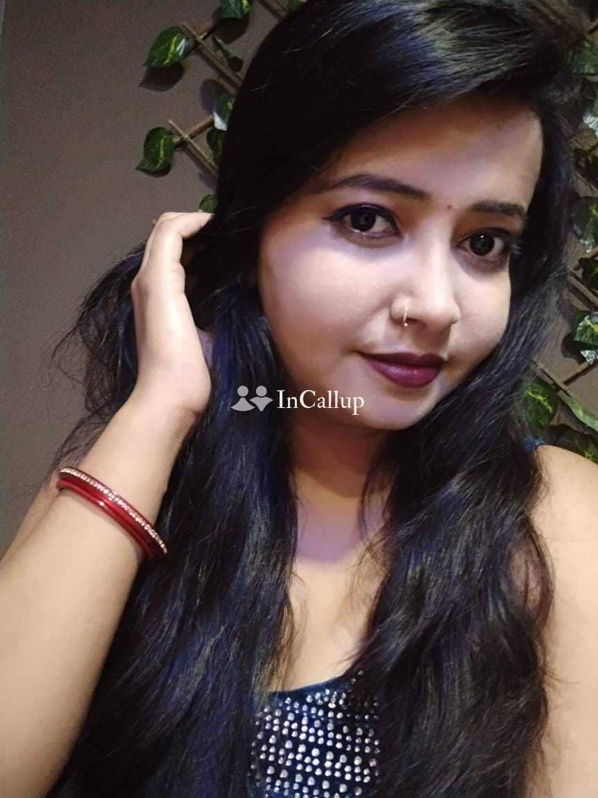 available for long bookings known for being magnetic girls from kharagpur escort service in kharagpur - Call Girls in Kharagpur