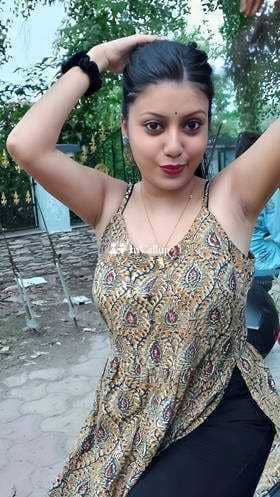 known for being desirable find divya sharma hig your twenty two year old call girls companion glamorous - Call Girls in Kharagpur