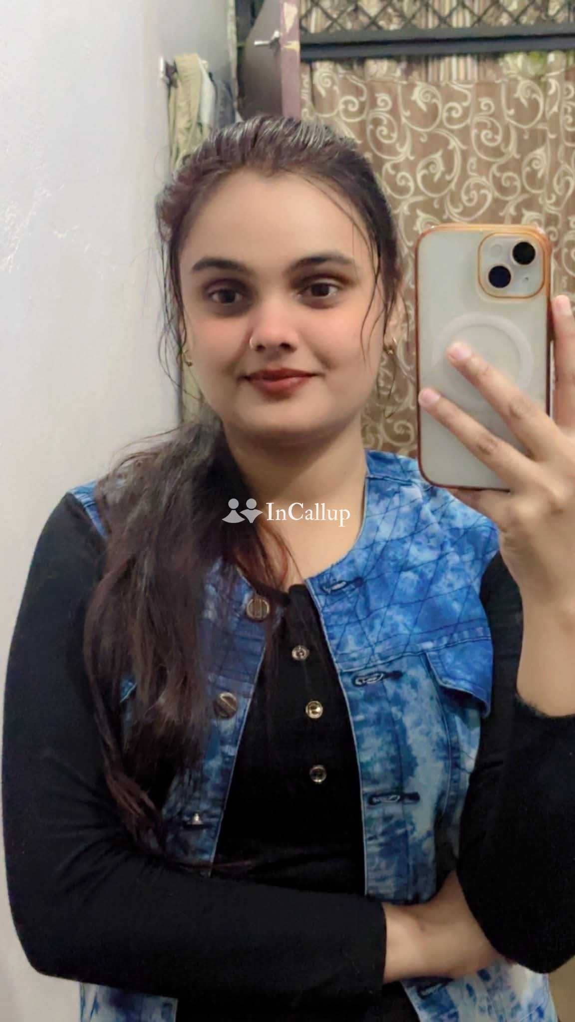 flirty known for being classy available for casual fun available now trusted reliable service - Call Girls in Kharagpur