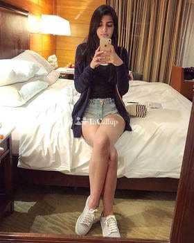 sparkling black eyes and blue hair available now trusted reliable service - Call Girls in Kharagpur