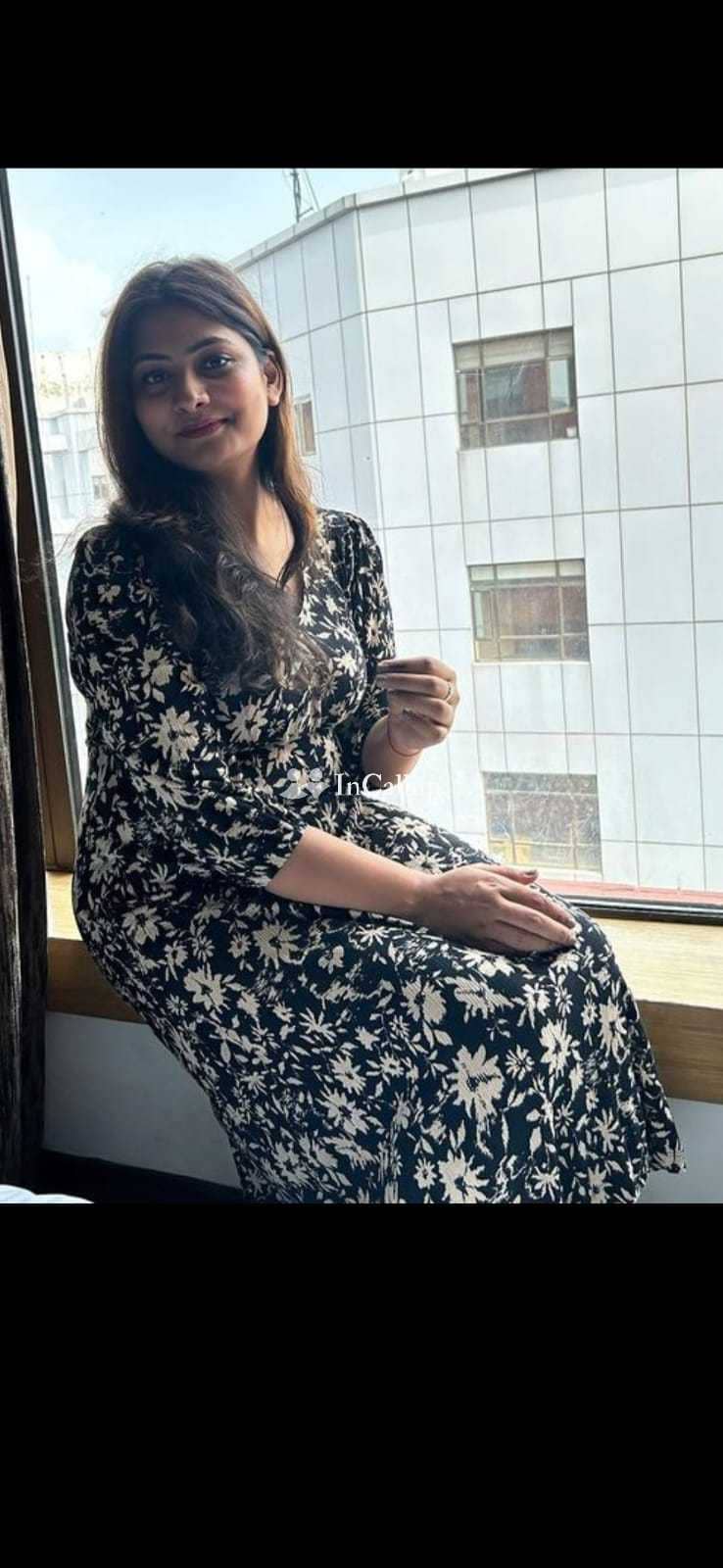 discover riya beautiful twenty two year old call girls petite escort in kochi known for being creative - Call Girls in Kochi