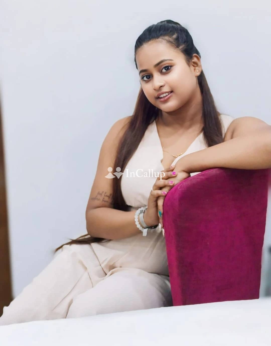 known for being flirty with brunette body type and green eyes available now trusted reliable service - Call Girls in Koderma