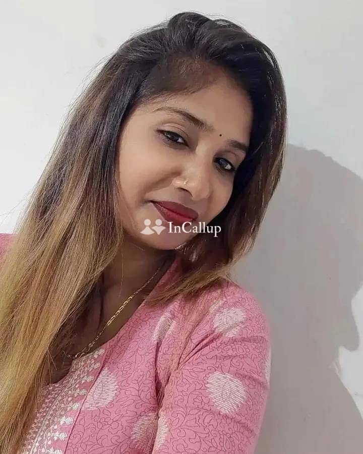 present in koderma discover dipika aged nineteen offering elite call girls services - Call Girls in Koderma