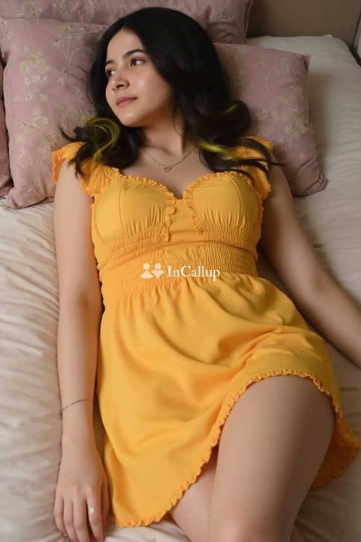 available for home visits known for being trustworthy youthful black hair and black eyes escort service in koderma - Call Girls in Koderma