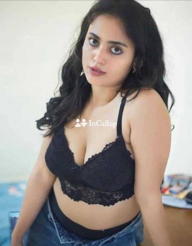 Pooja Sharma independent escorts service call me when you to inform you to be there for your friends - Call Girls in Kolhapur