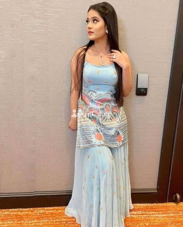 girlfriend trusted escort from kolkata stunning black hair and black body available now trusted reliable service - Call Girls in Kolkata