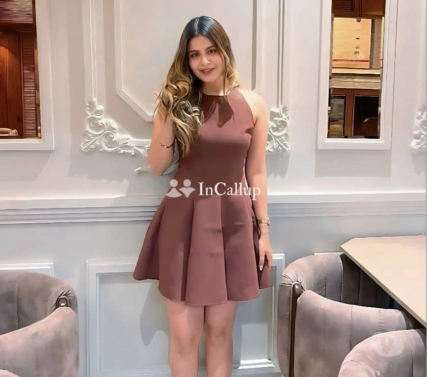 meet and enjoy with rashi twenty year old call girls local to kolkata known for being cheerful - Call Girls in Kolkata