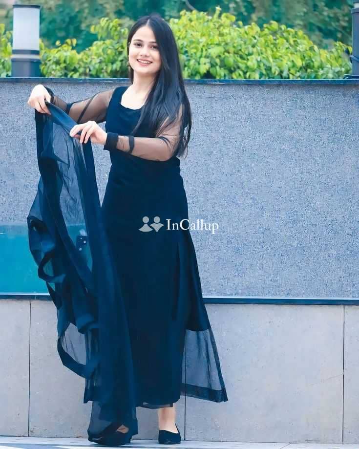 available for short notice available beautiful tanish sharma twenty three year old call girls girlfriend type - Call Girls in Kolkata
