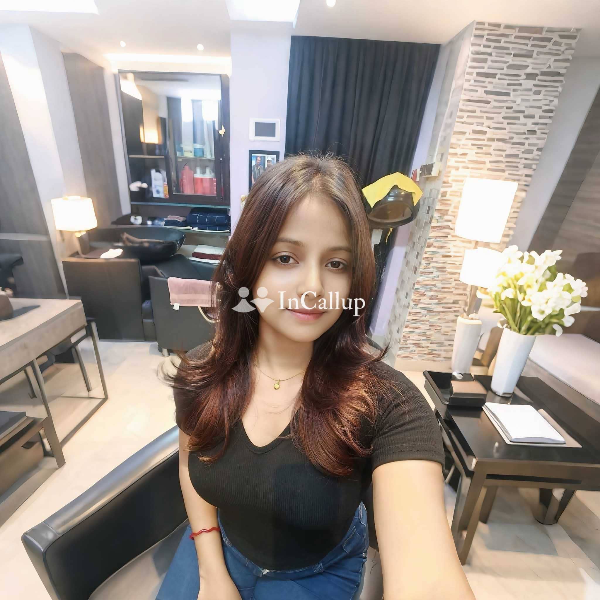 Cash pHOTEL AND  SERVICE ALSO AVAILABLEprofiles topgrade Service cooperative all roundHotsexy models - Call Girls in Kolkata