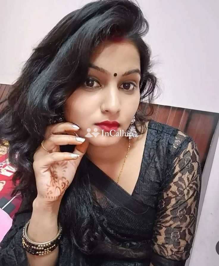 delightful sunita sharma nineteen year old call girls available now trusted reliable service - Call Girls in Kolkata