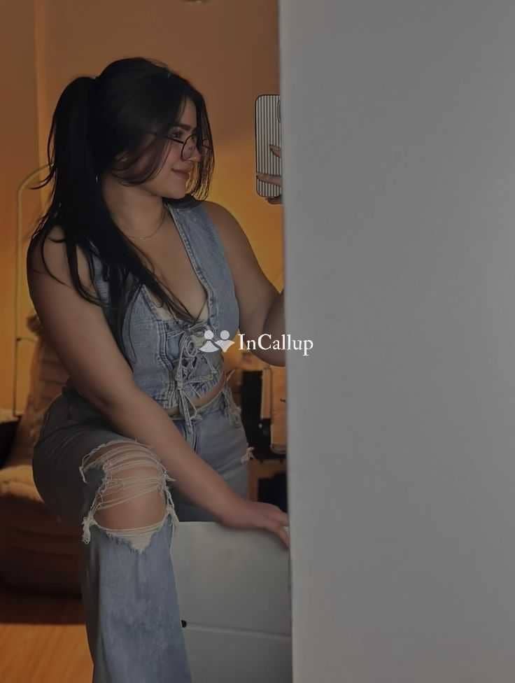 dreamy black eyes and black hair available for available anytime petite escort in kondagaon - Call Girls in Kondagaon