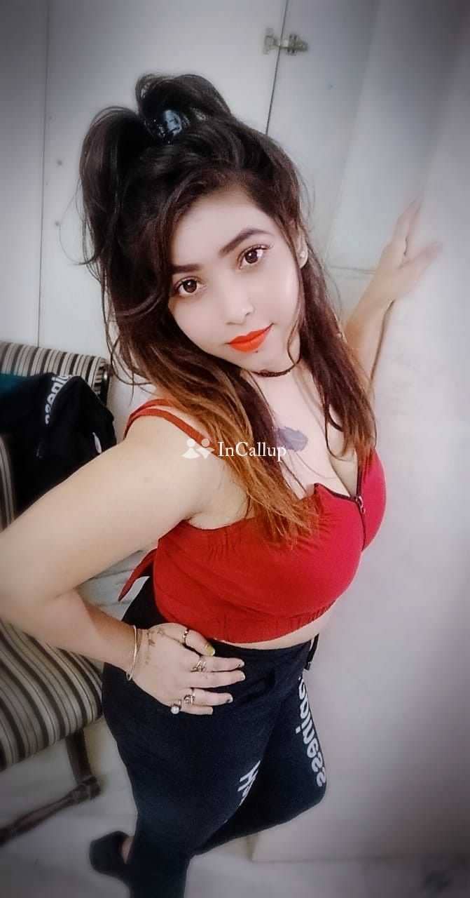 known for being smart available for private dates charming red eyes and green hair - Call Girls in Kota