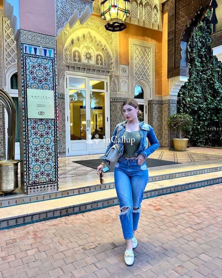 discreet oral anal girlfriend experience doggy style 69 position blowjob handjob woman on top services - Call Girls in Kozhikode