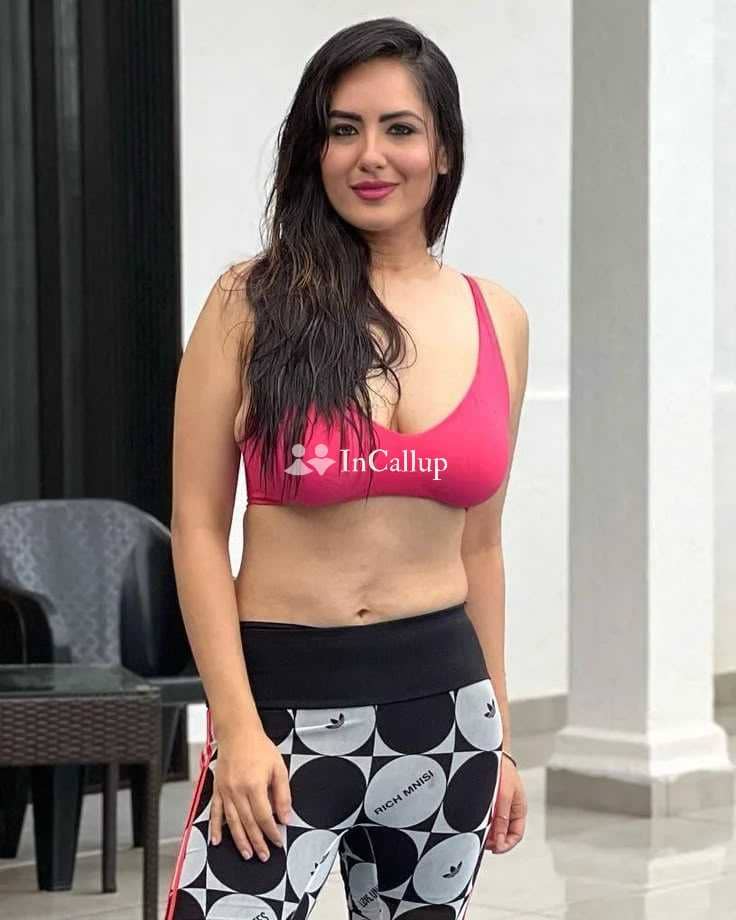 available for advance booking known for being attractive sparkling brown eyes and green hair curvy - Call Girls in Krishnanagar