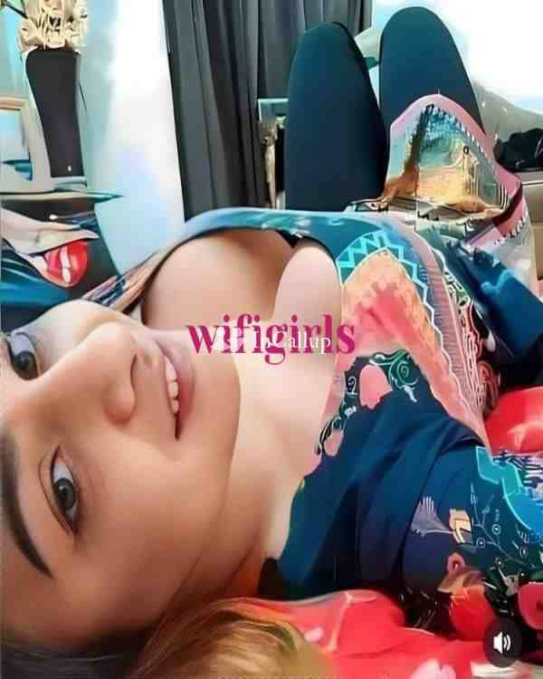 fit body with black hair classy call me nineteen year old call girls woman known for being trustworthy - Call Girls in Kullu