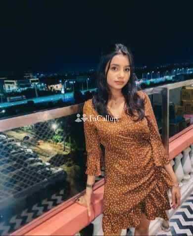 available for party companion fresh black hair and blue eyes known for being confident - Call Girls in Kurung Kumey