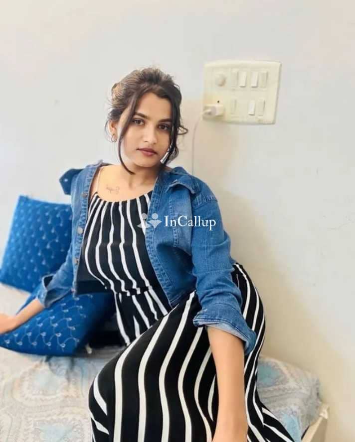Latur full sexy high educated girl with model activity and so cuteness available 100% genuine call90 - Call Girls in Latur
