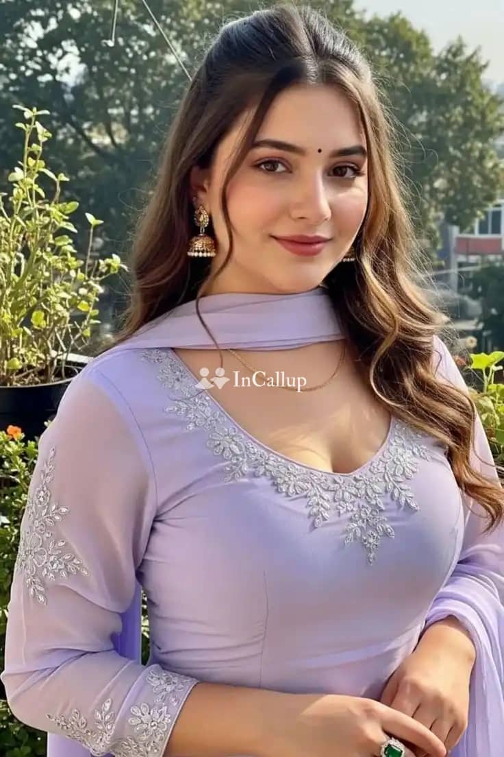 experience pure pleasure with priya your alluring 20yearold call girl in latur ready to satisfy all your desires - Call Girls in Latur