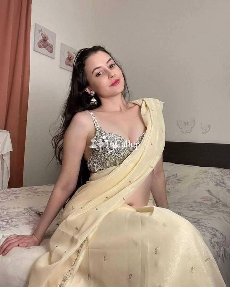 known for being amorous premium anal model currently in lawngtlai vibrant auburn hair and blue eyes - Call Girls in Lawngtlai