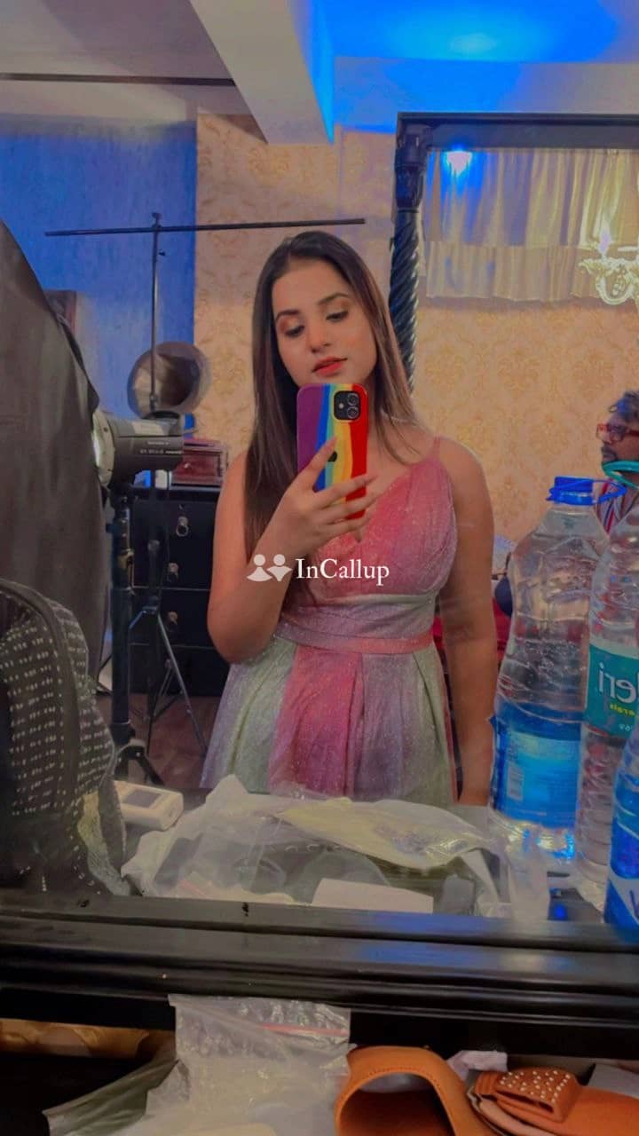 indulge in pleasure with rias unforgettable experiences in laxmi nagar  fit fiery and ready to delight - Call Girls in Laxmi Nagar