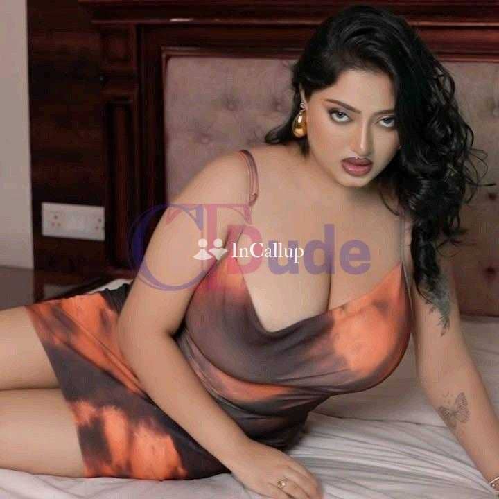 living in laxmi nagar available for incall available now trusted reliable service - Call Girls in Laxmi Nagar