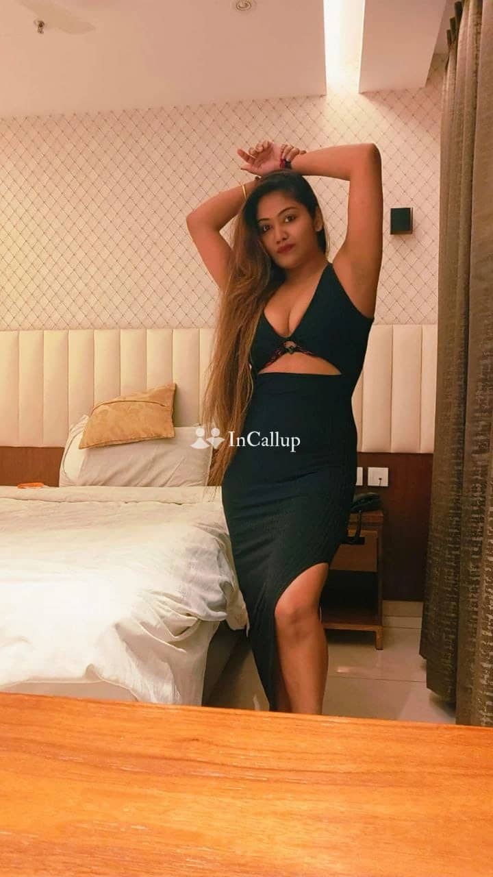 meet anjali a seductive 21yearold call girl in laxmi nagar with captivating red hair and curvy allure - Call Girls in Laxmi Nagar