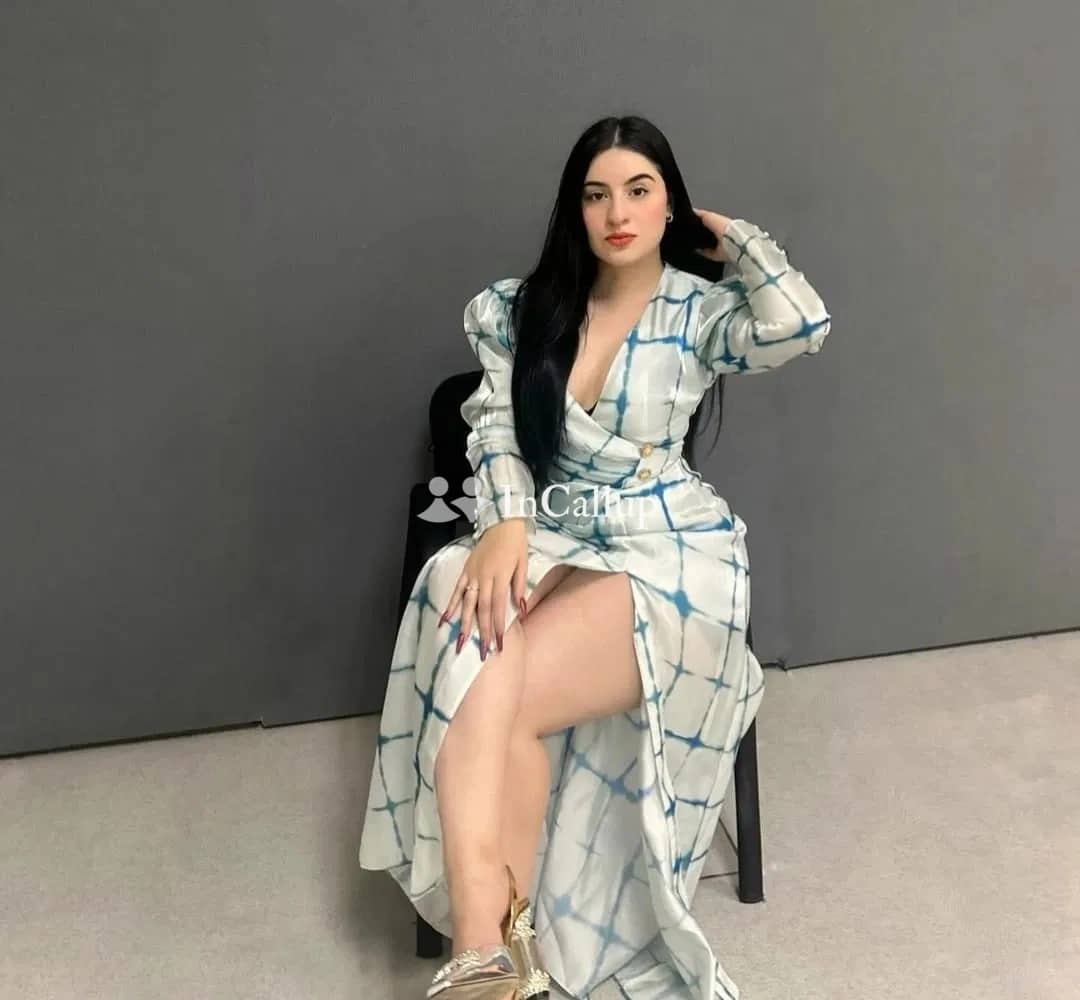 explore unforgettable pleasures with akshardham a curvy 22yearold call girl in laxmi nagar offering diverse experiences - Call Girls in Laxmi Nagar