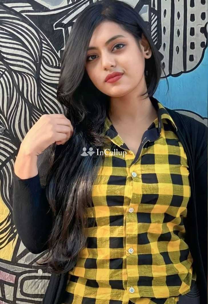 available for flexible hours trusted french kiss girl vibrant black hair and brown eyes - Call Girls in Laxmi Nagar