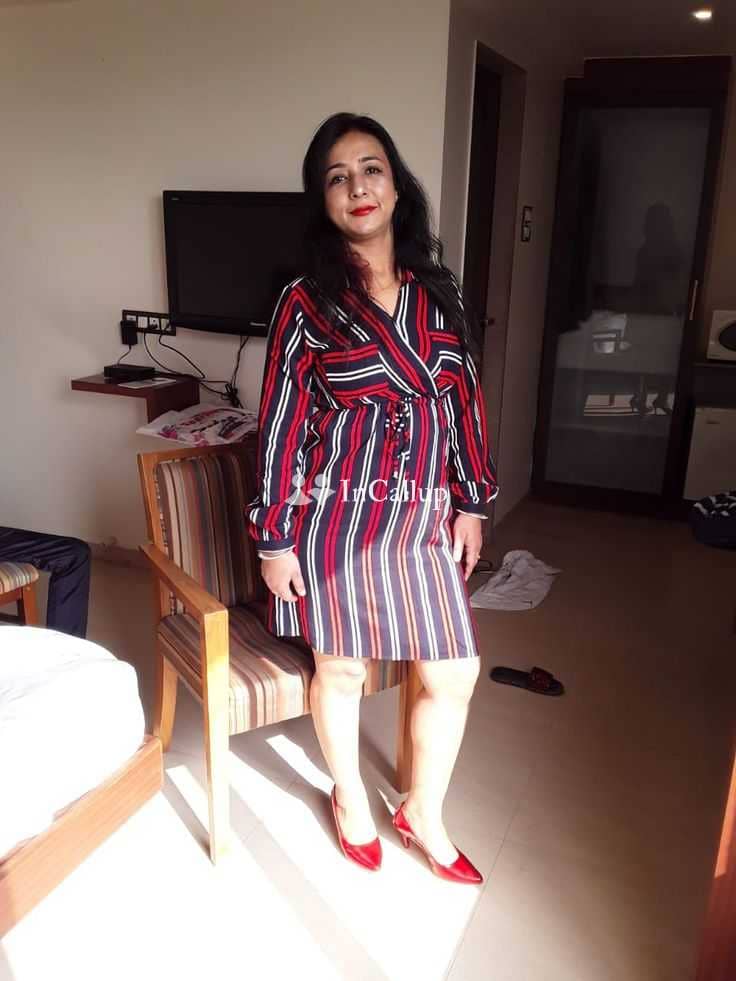 laxmi nagar escort service petite escort in laxmi nagar available now trusted reliable service - Call Girls in Laxmi Nagar