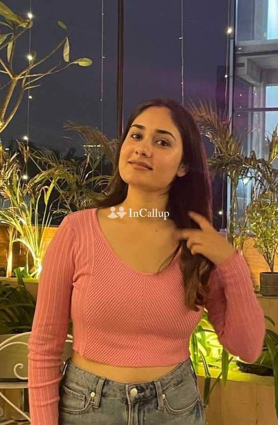 dreamy with curvy figure and black eyes available now trusted reliable service - Call Girls in Laxmi Nagar