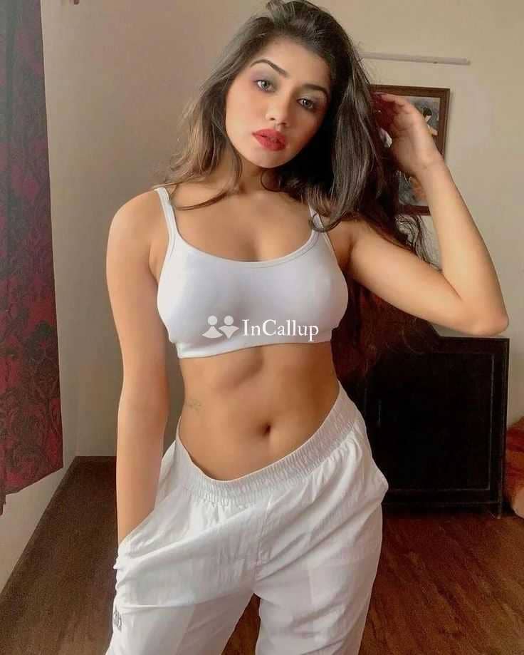 feminine red hair and blue eyes available for short notice available premium babe from lucknow - Call Girls in Lucknow