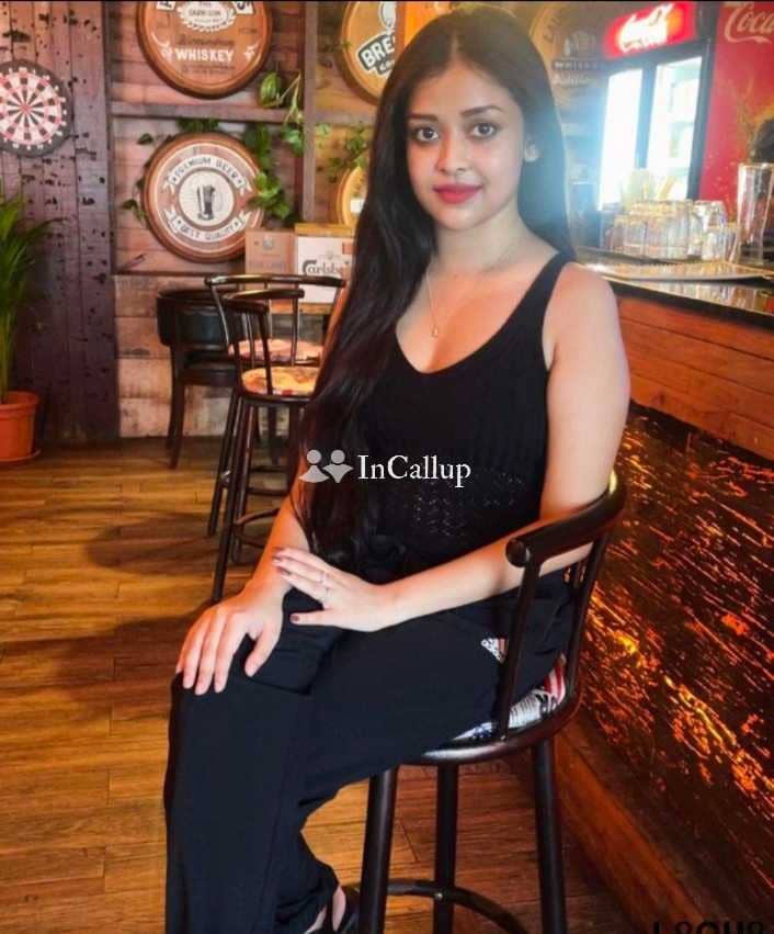 with blonde hair and hazel eyes meet and enjoy with vip high quality cal twenty one year old call girls - Call Girls in Ludhiana