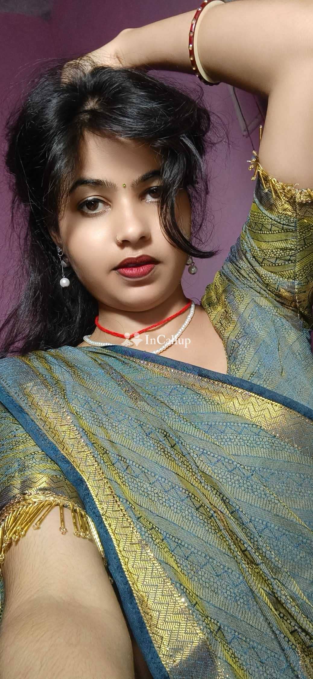 luxury black hair and black eyes stunning payal sharma twenty years old call girls playmate - Call Girls in Madhubani