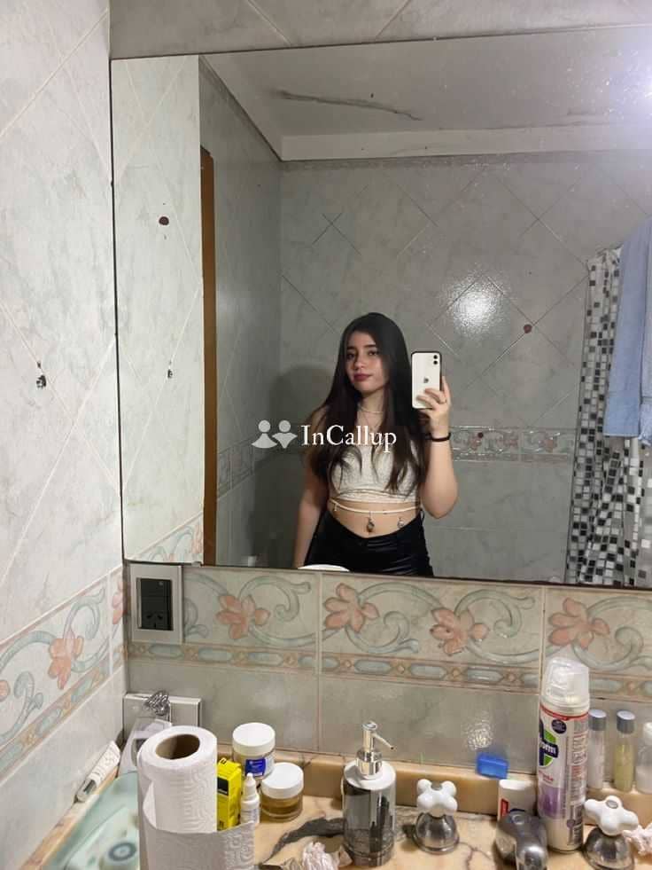 wild hot black eyes and black hair known for being fascinating near madhubani available for business trip service - Call Girls in Madhubani