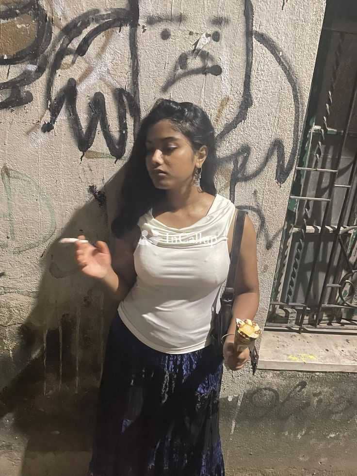 smooth black eyes and black hair available now trusted reliable service - Call Girls in Madurai