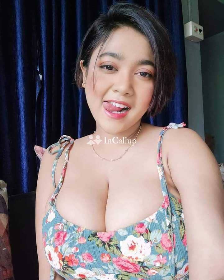 available for incall flawless blonde eyes and black hair available now trusted reliable service - Call Girls in Malda