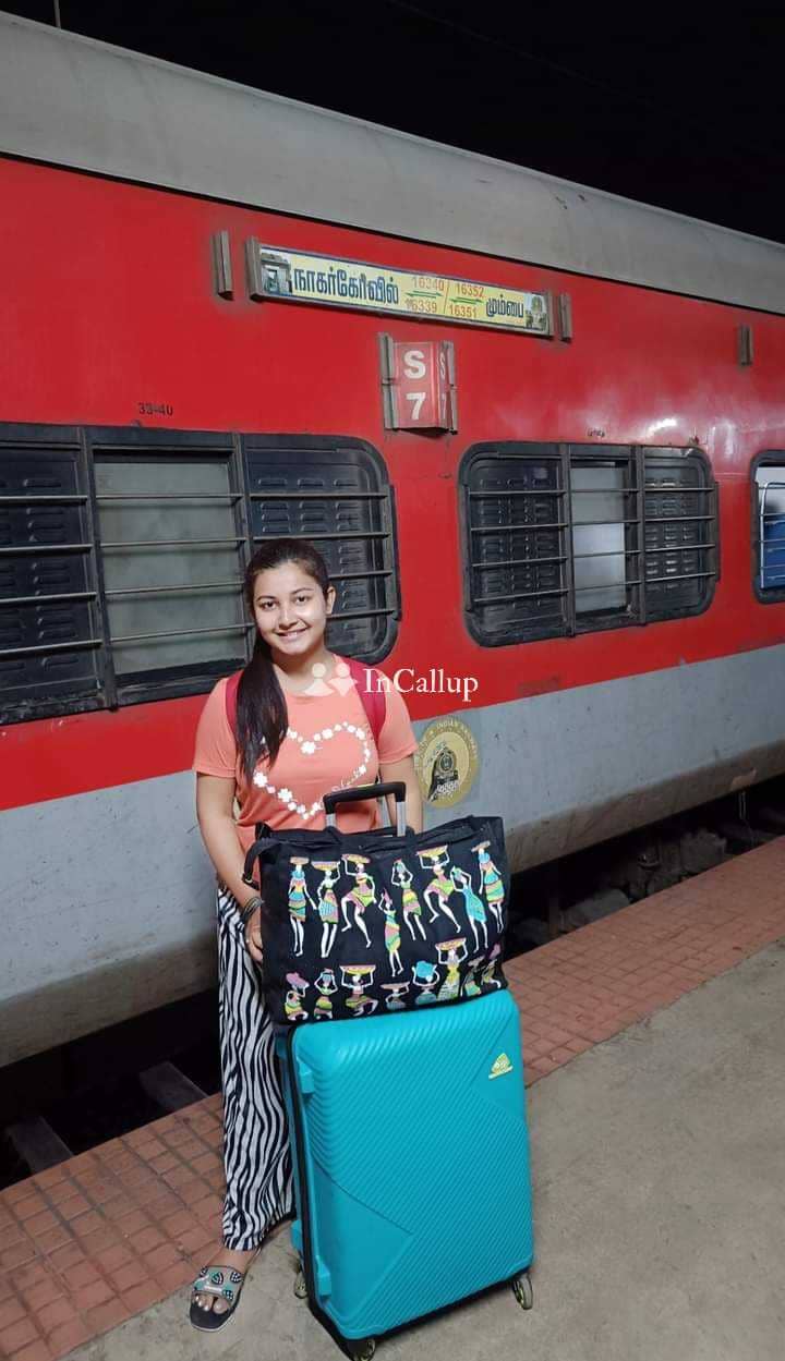 available for day and night service escort service in malda premium escort in malda gorgeous smile and blonde hair - Call Girls in Malda