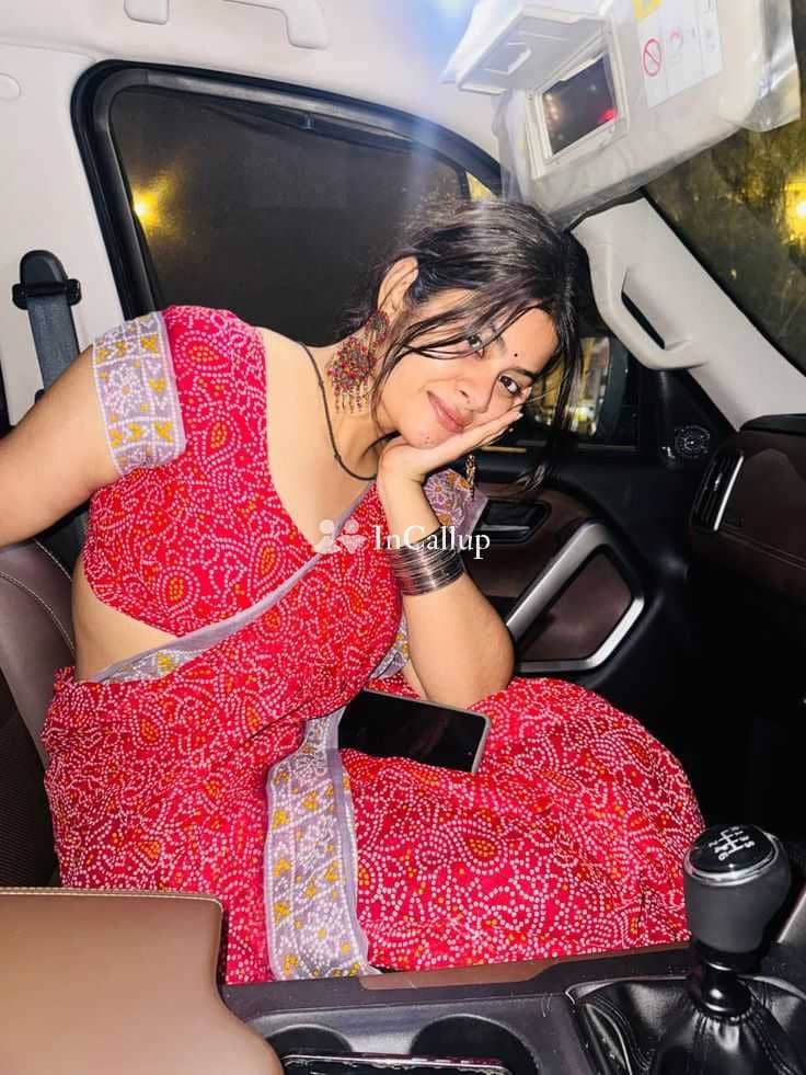 escort service in mandi known for being fun loving elite anjali twenty three years old call girls - Call Girls in Mandi