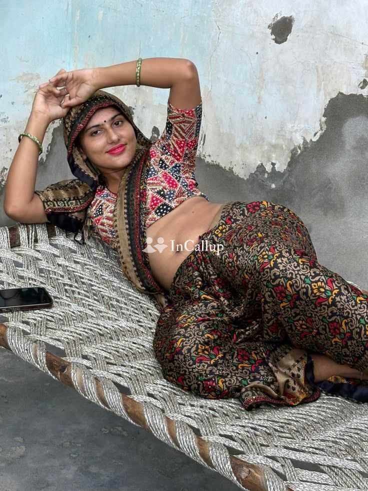 sensual curves and black hair known for being sensual available for incall escort available in mandi - Call Girls in Mandi