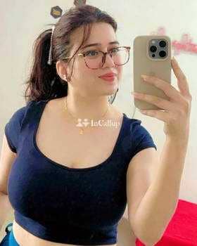 tempting auburn eyes and blue hair delightful puja twenty year old call girls voluptuous girls from mandya - Call Girls in Mandya