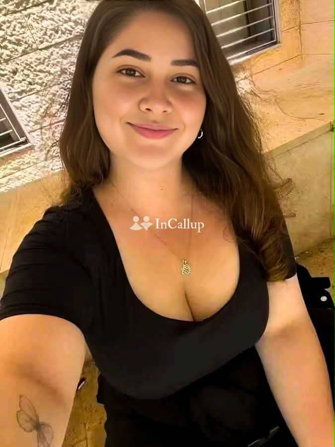 premium babe from margao flawless black eyes and black hair available for day and night service busty - Call Girls in Margao